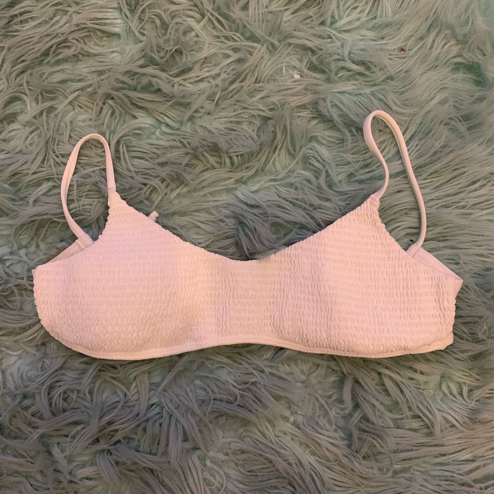 White hollister bikini top